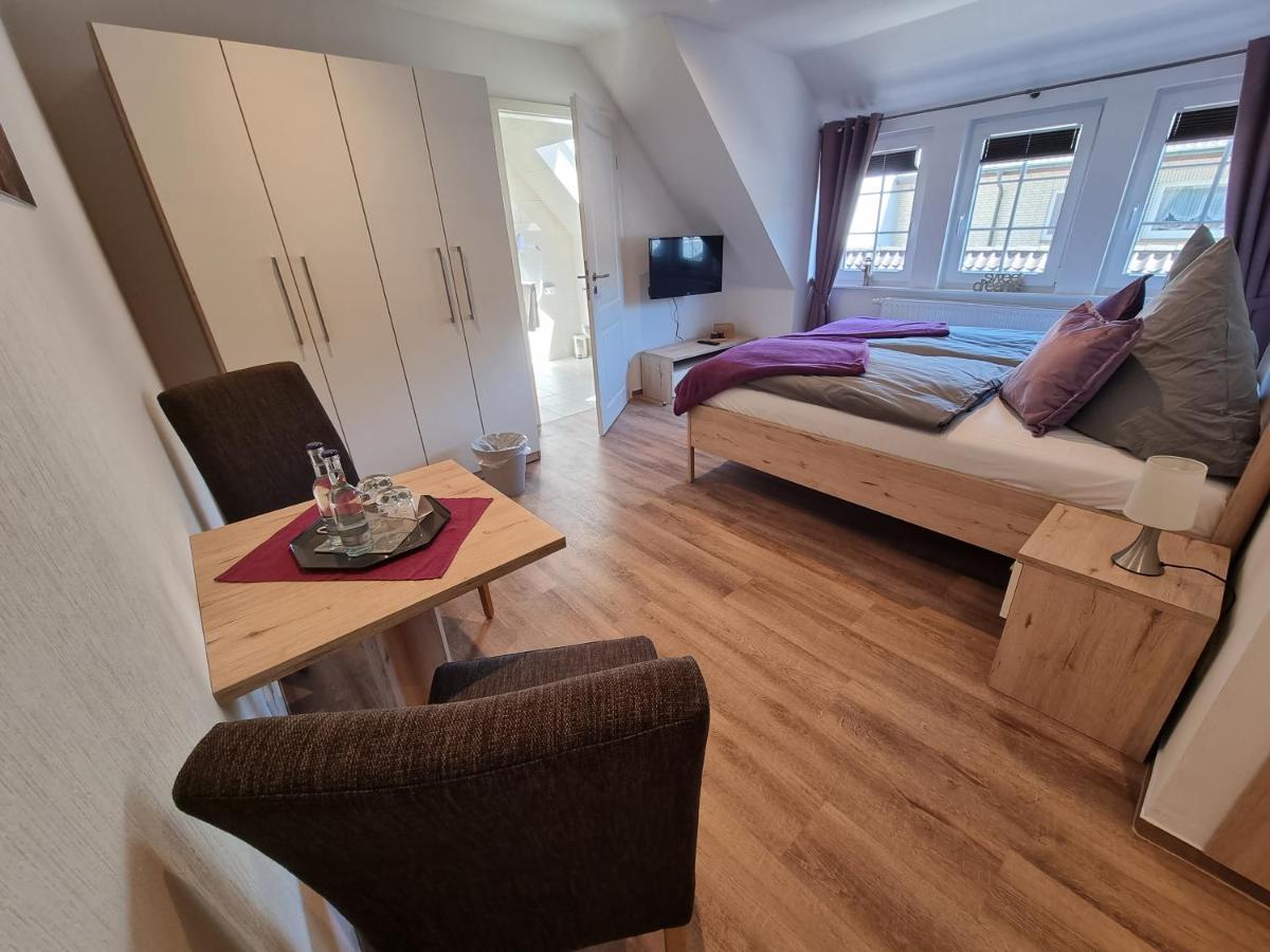 Landhotel Hof Barrl Schneverdingen Zimmer foto